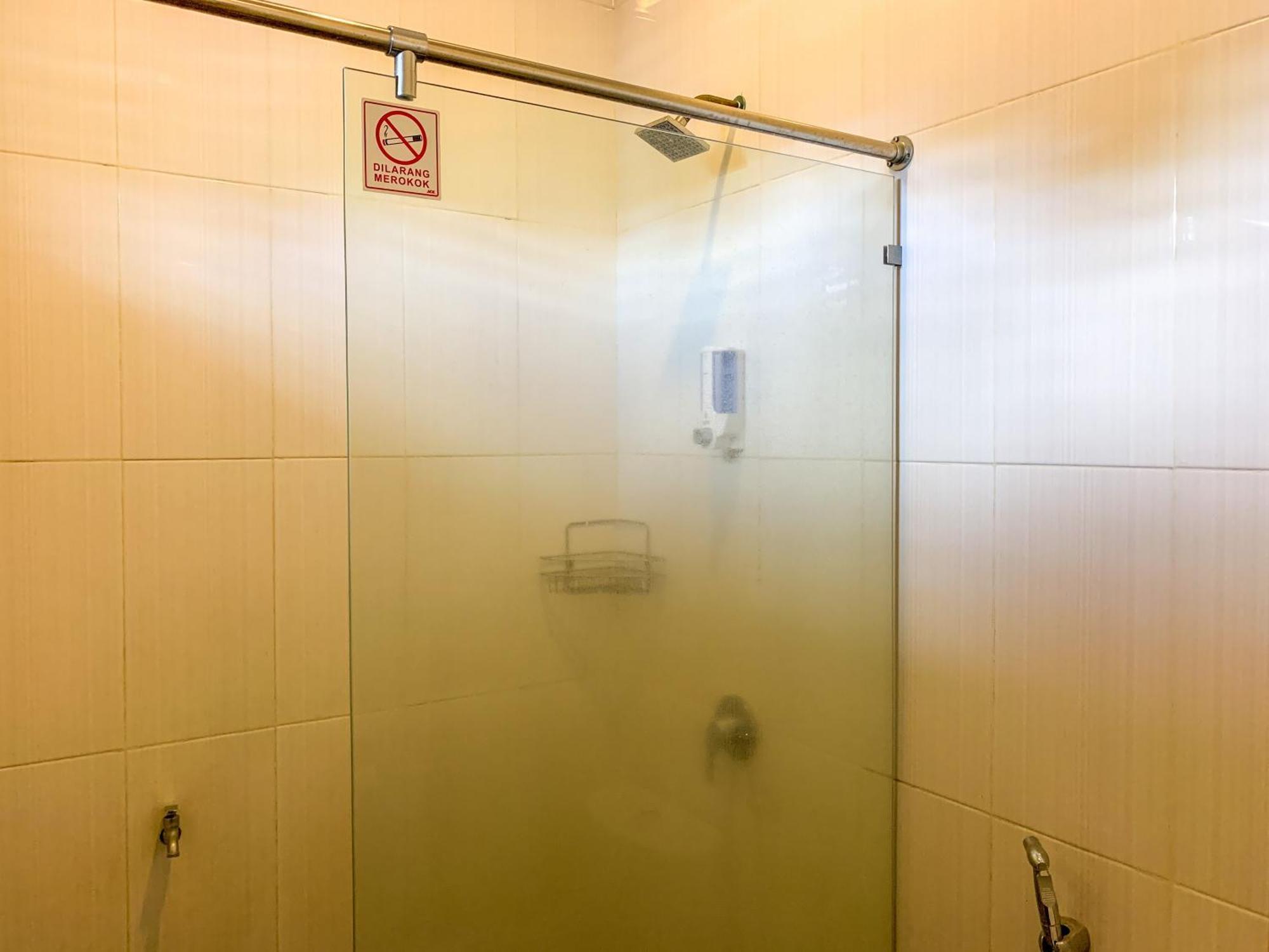 Urbanview Sasono Putro Condoongcatur By Reddoorz Kejayan Ngoại thất bức ảnh