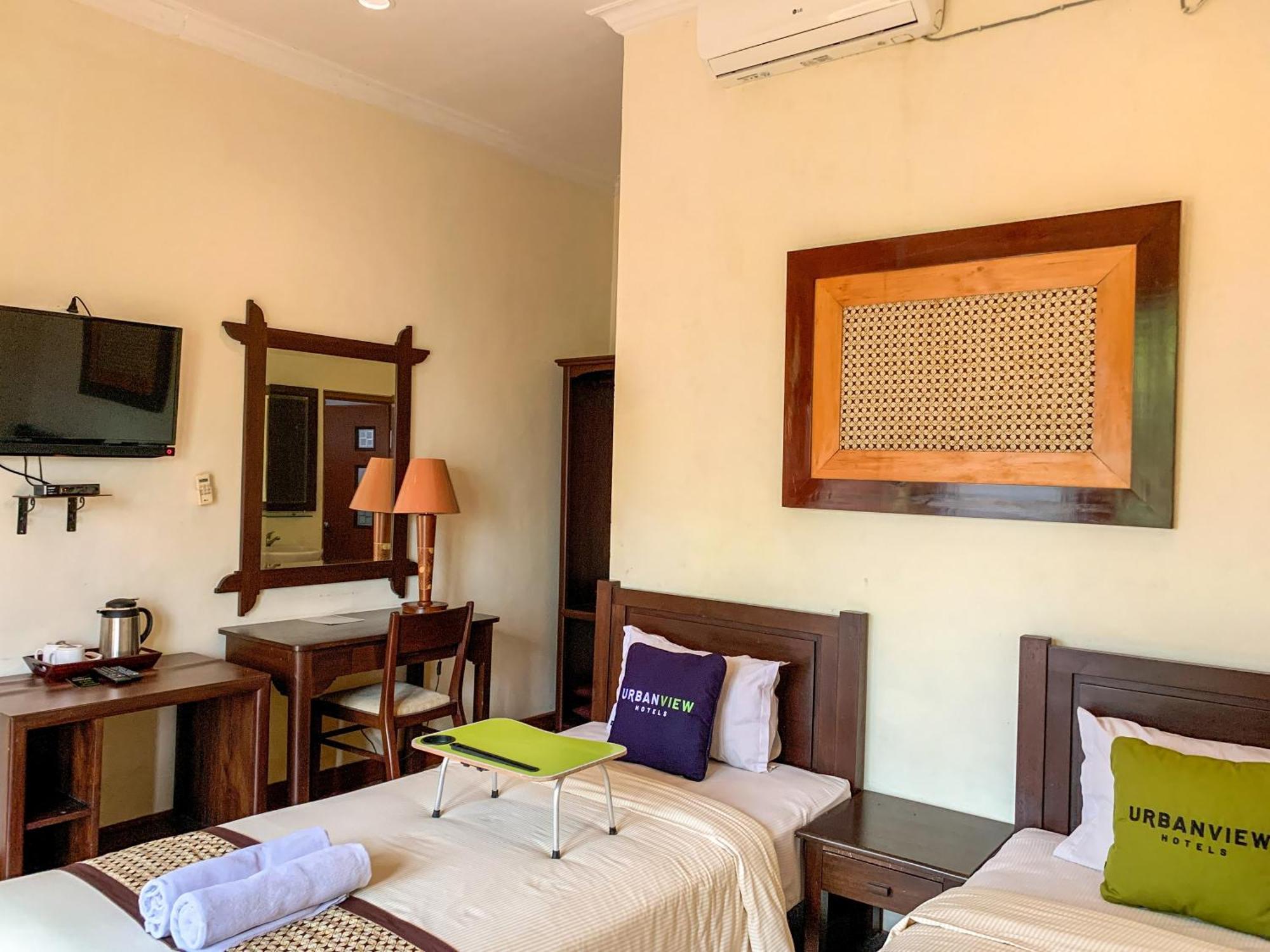 Urbanview Sasono Putro Condoongcatur By Reddoorz Kejayan Ngoại thất bức ảnh