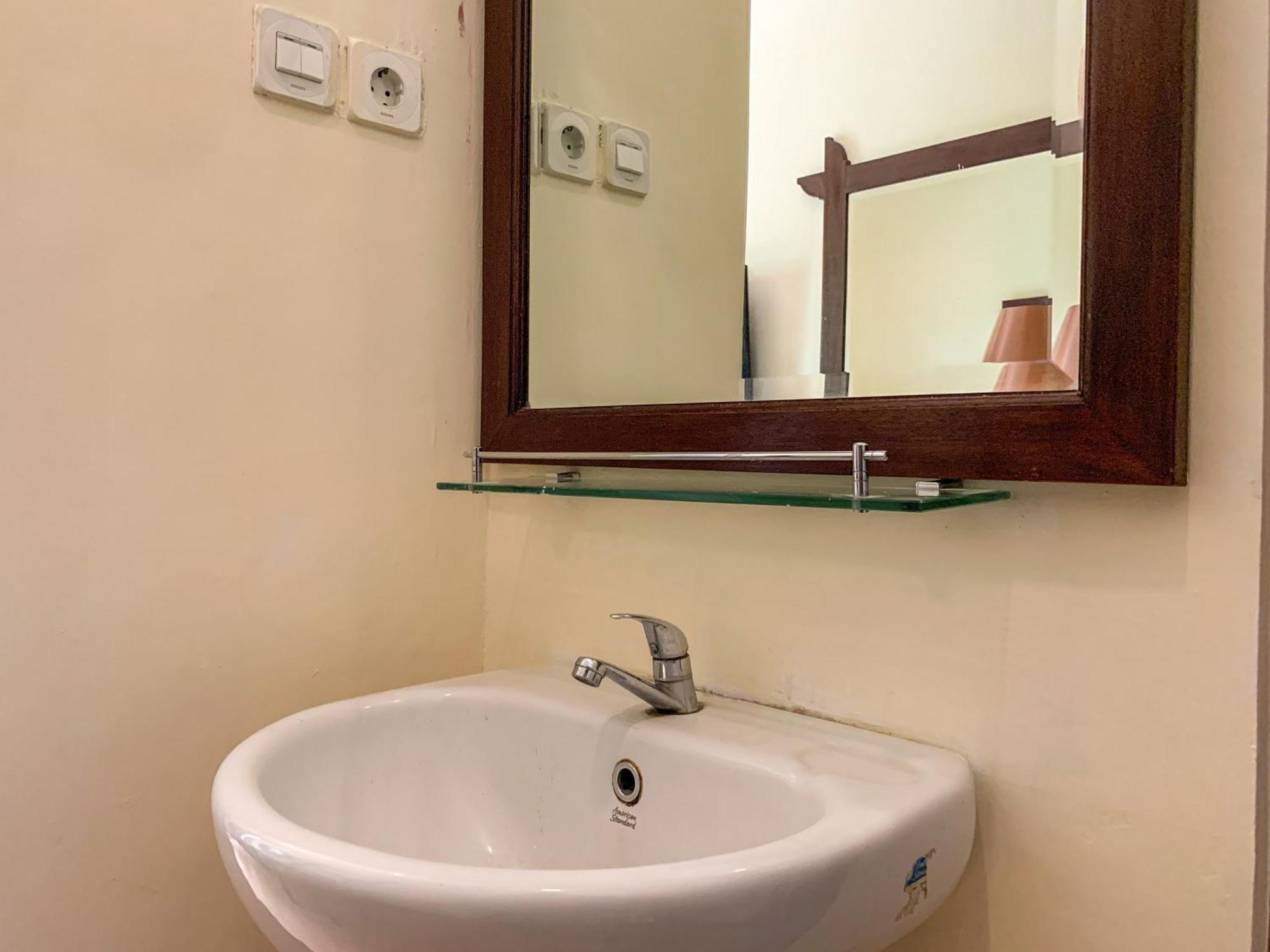 Urbanview Sasono Putro Condoongcatur By Reddoorz Kejayan Ngoại thất bức ảnh