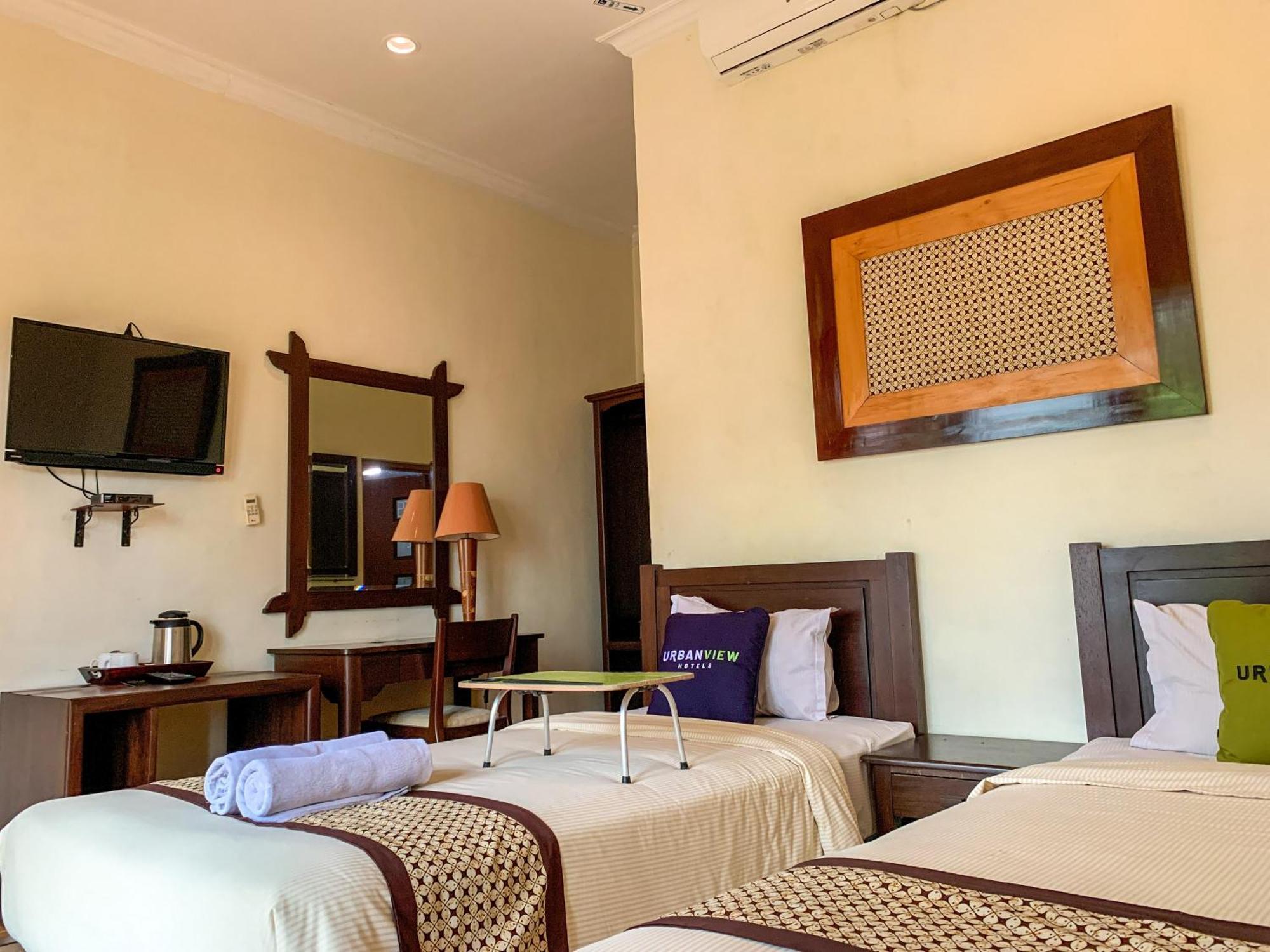 Urbanview Sasono Putro Condoongcatur By Reddoorz Kejayan Ngoại thất bức ảnh