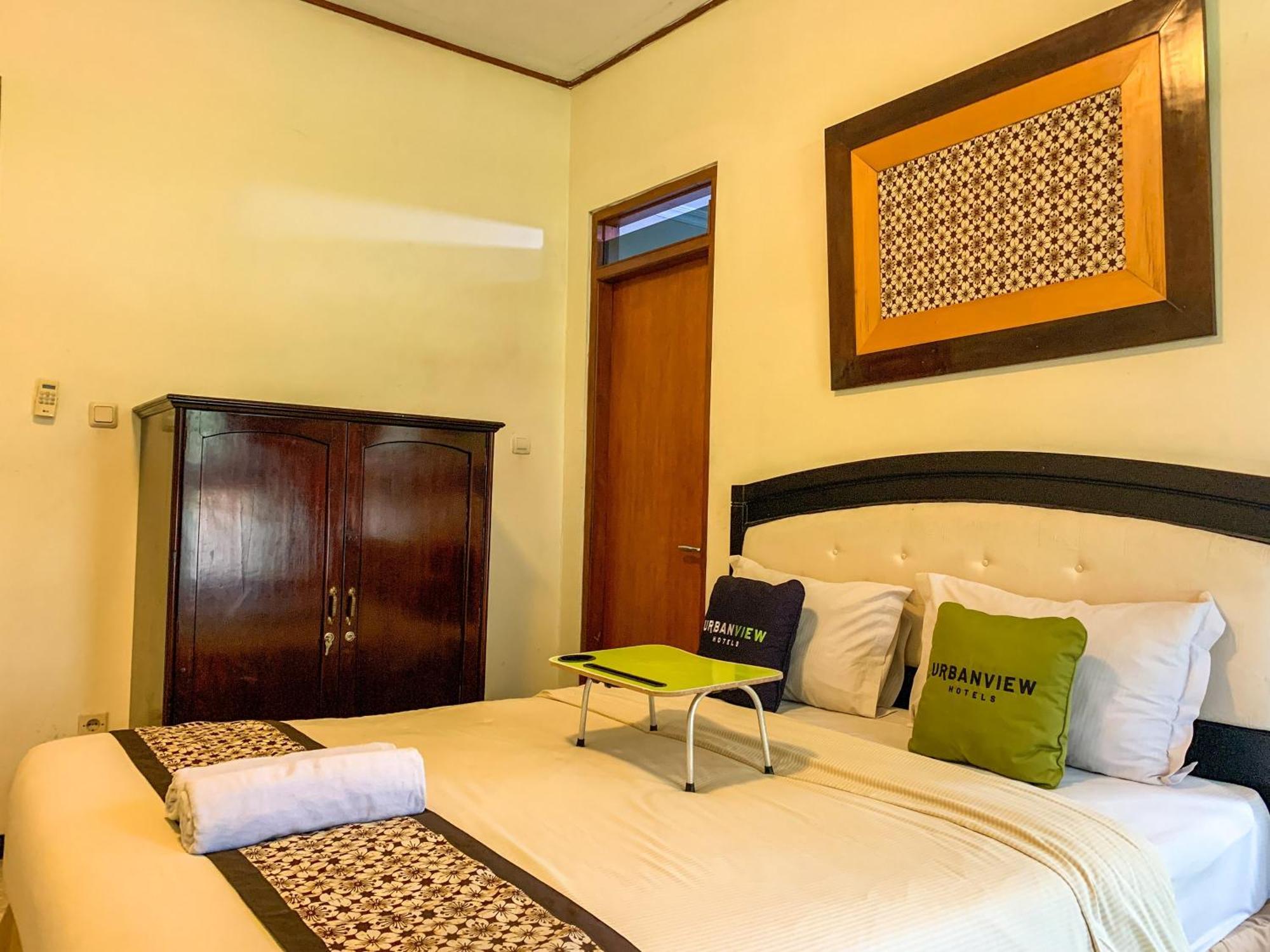 Urbanview Sasono Putro Condoongcatur By Reddoorz Kejayan Ngoại thất bức ảnh
