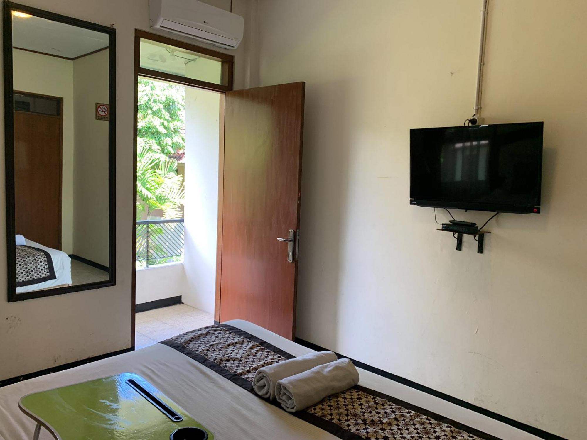 Urbanview Sasono Putro Condoongcatur By Reddoorz Kejayan Ngoại thất bức ảnh